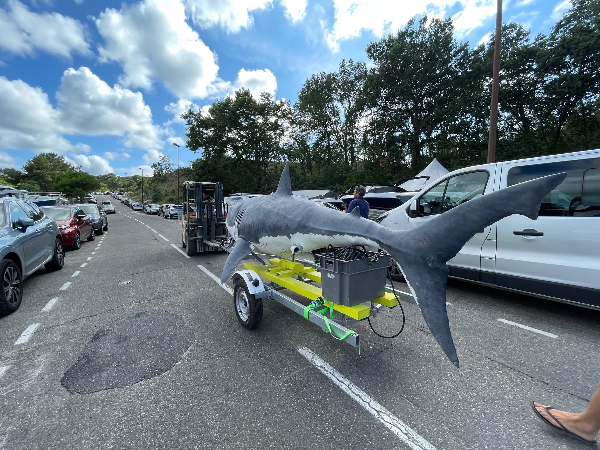 Animatronic en transport extérieur